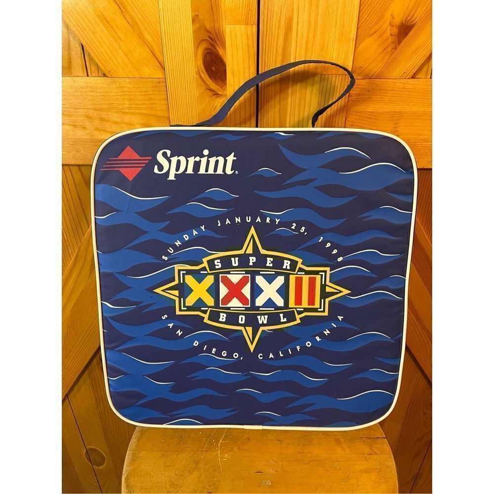 SUPER BOWL 32 (XXXII) SEAT CUSHION DENVER BRONCOS VS GREEN BAY PACKERS